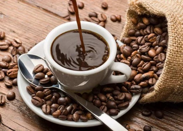 <center><em>Cà phê ảnh hưởng tới nhịp sinh học của cơ thể</em></center>